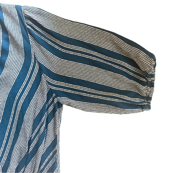 Xhilaration 2-Piece Set. 3/4 Length Sleeve Top & Cropped Pants, Women’s, Size M - Picture 8 of 14